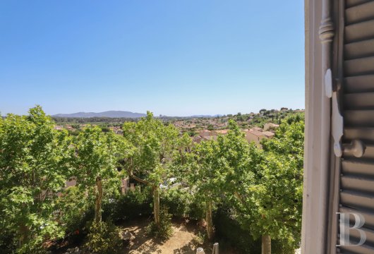 Sur les hauteurs de Marseille, à Plan-de-Cuques, une bastide du Second Empire baignée de lumière et de calme - photo  n°18